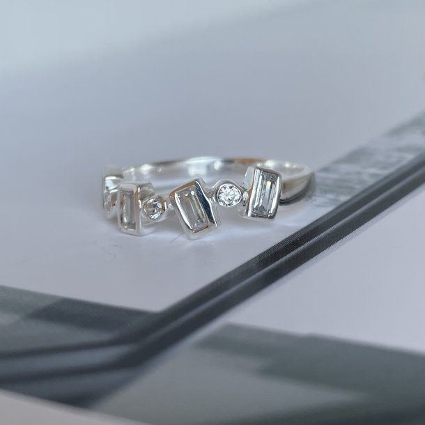 SARA ring slv