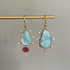 reringe med Larimar og rubin