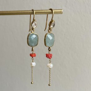 reringe aquamarin, coral og perler