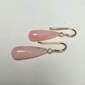 �reringe pink opal