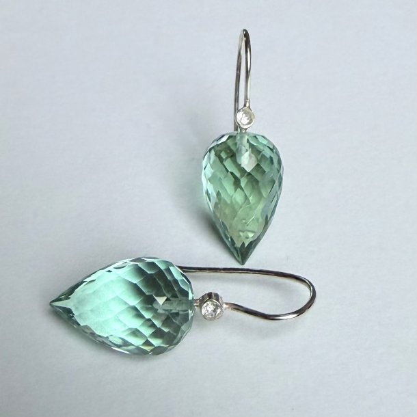 �reringe med gr�n kvarts