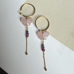 �reringe rosa sommerfugle