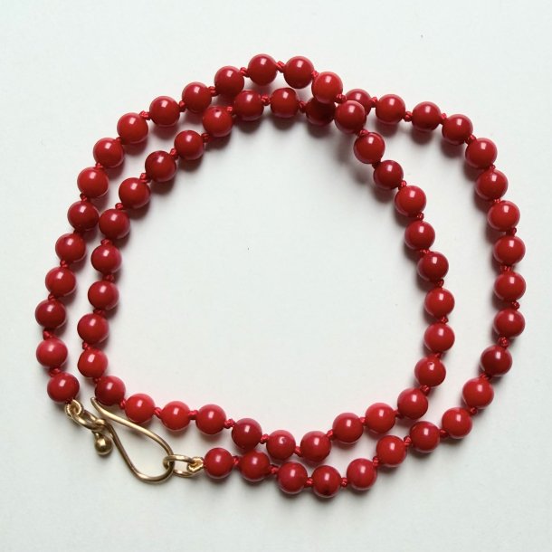 Halsk�de coral