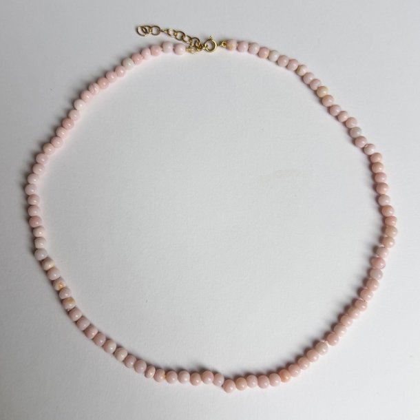 Halsk�de med pink opal