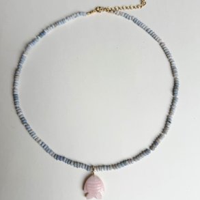 Halsk�de med bl� og pink opaler
