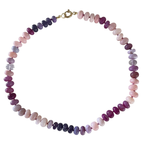 Halsk�de rosa opaler