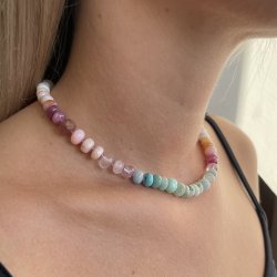 Multisten halsk�de