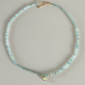 Halsk�de med apatite